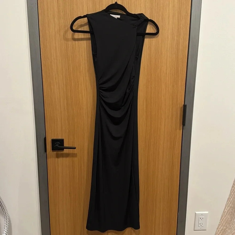 H&M Black Asymmetrical Sexy Elegant Dress 🖤 XS with Rope shoulder accent.